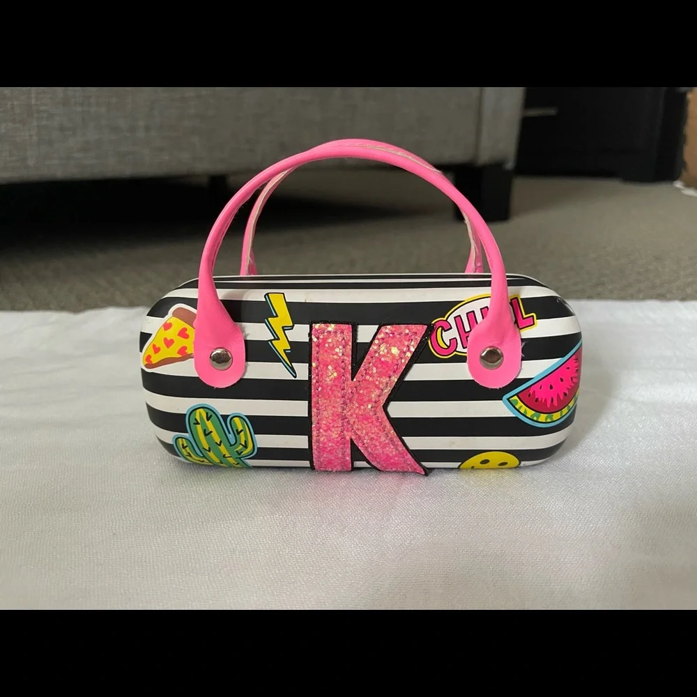 🦄Justice “K” sunglasses holder